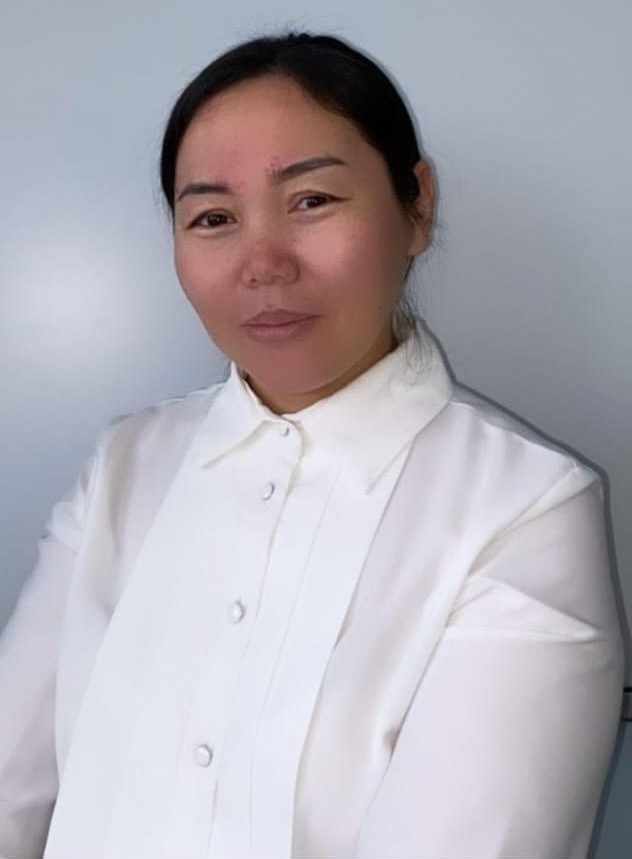 Воспитатель