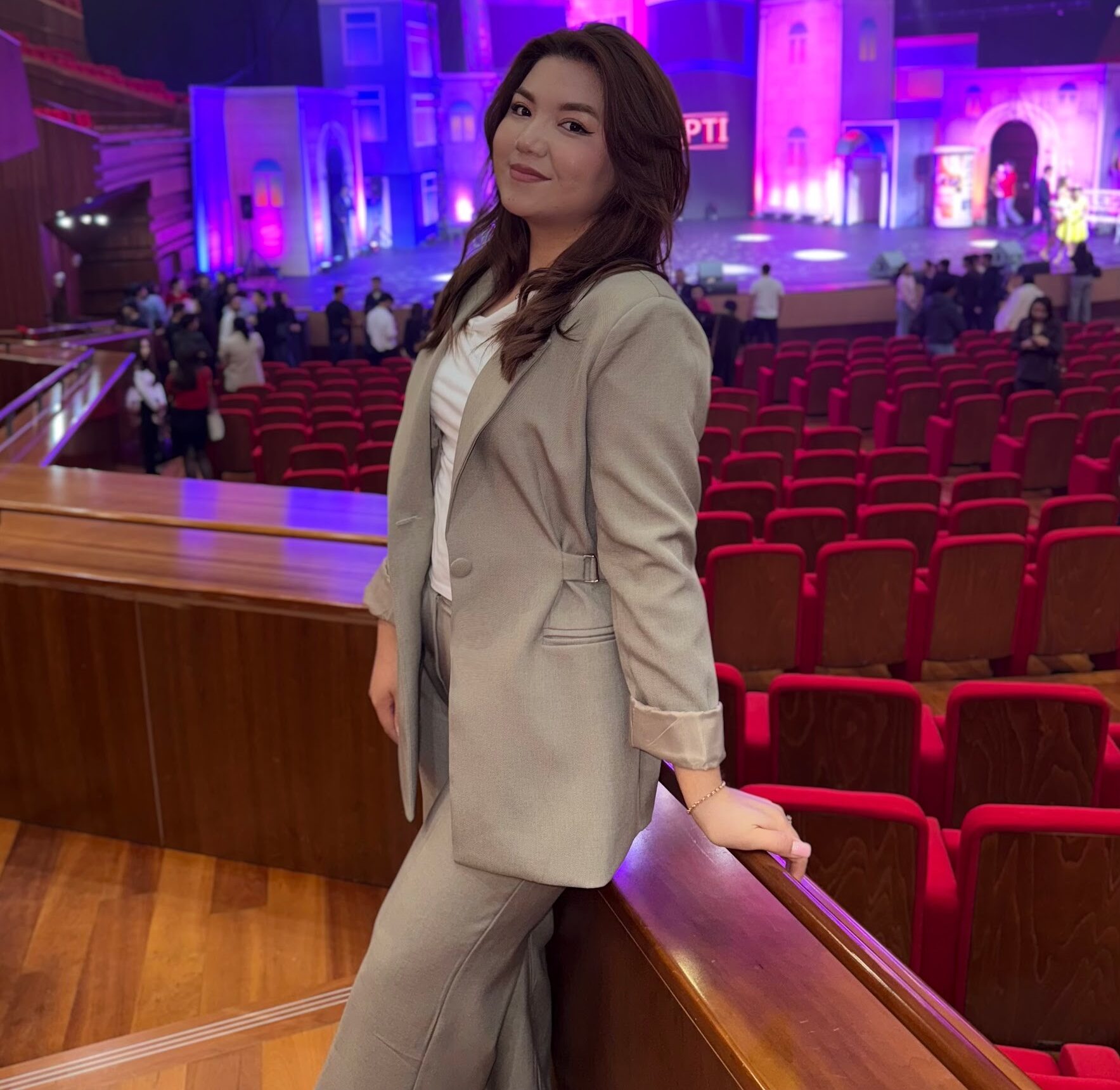 Воспитатель